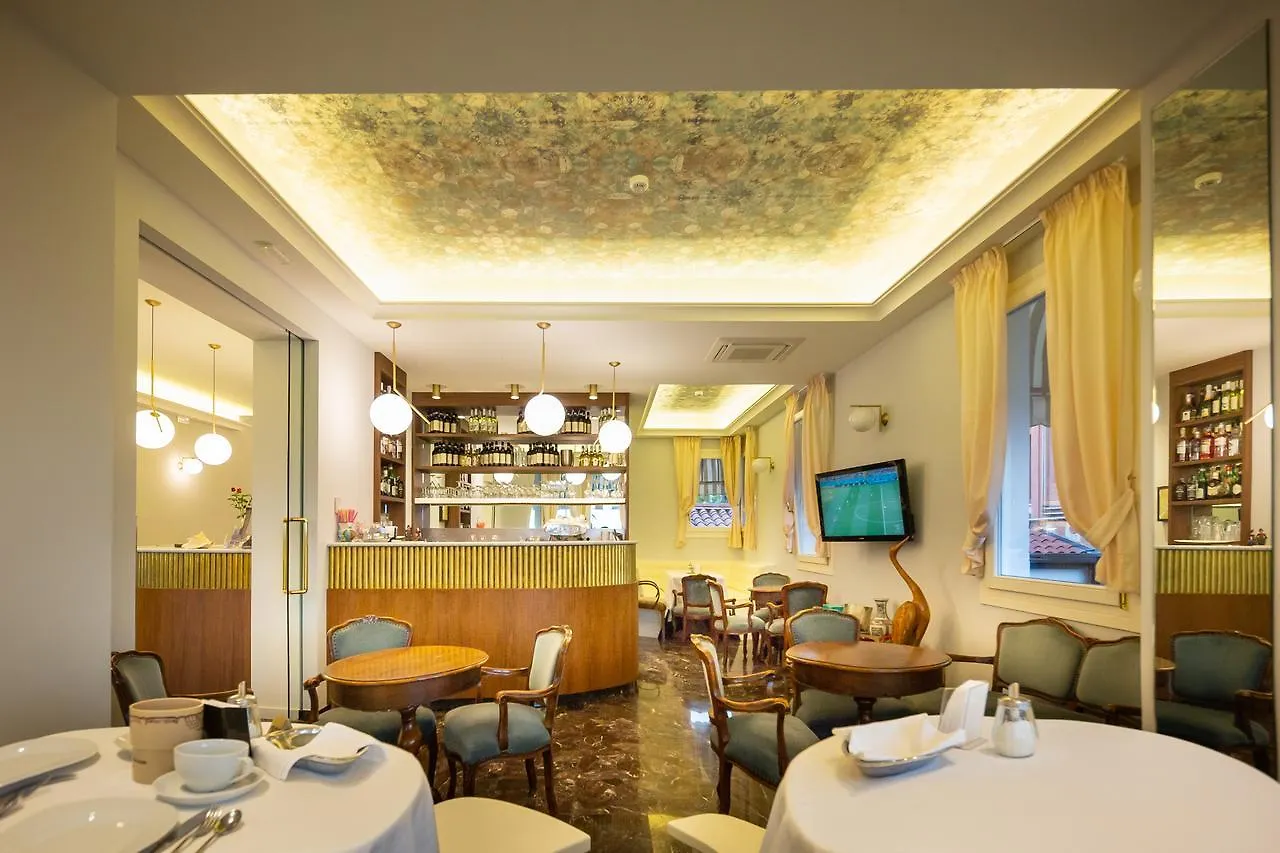 Hotel Le Lampare Каорле 3*,  Италия